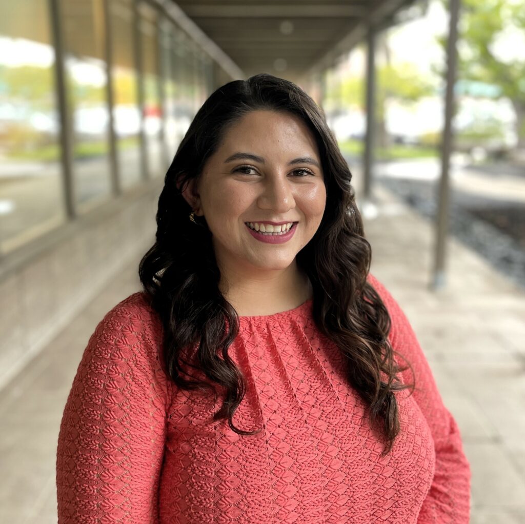 Paola  Villegas, LPC-Associate, MT-BC